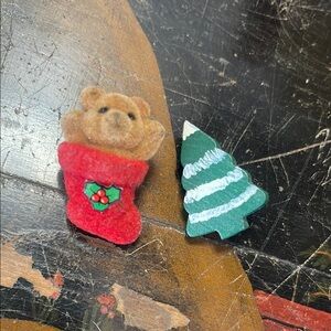 Christmas Bear in Stocking and Tree Brooch Set